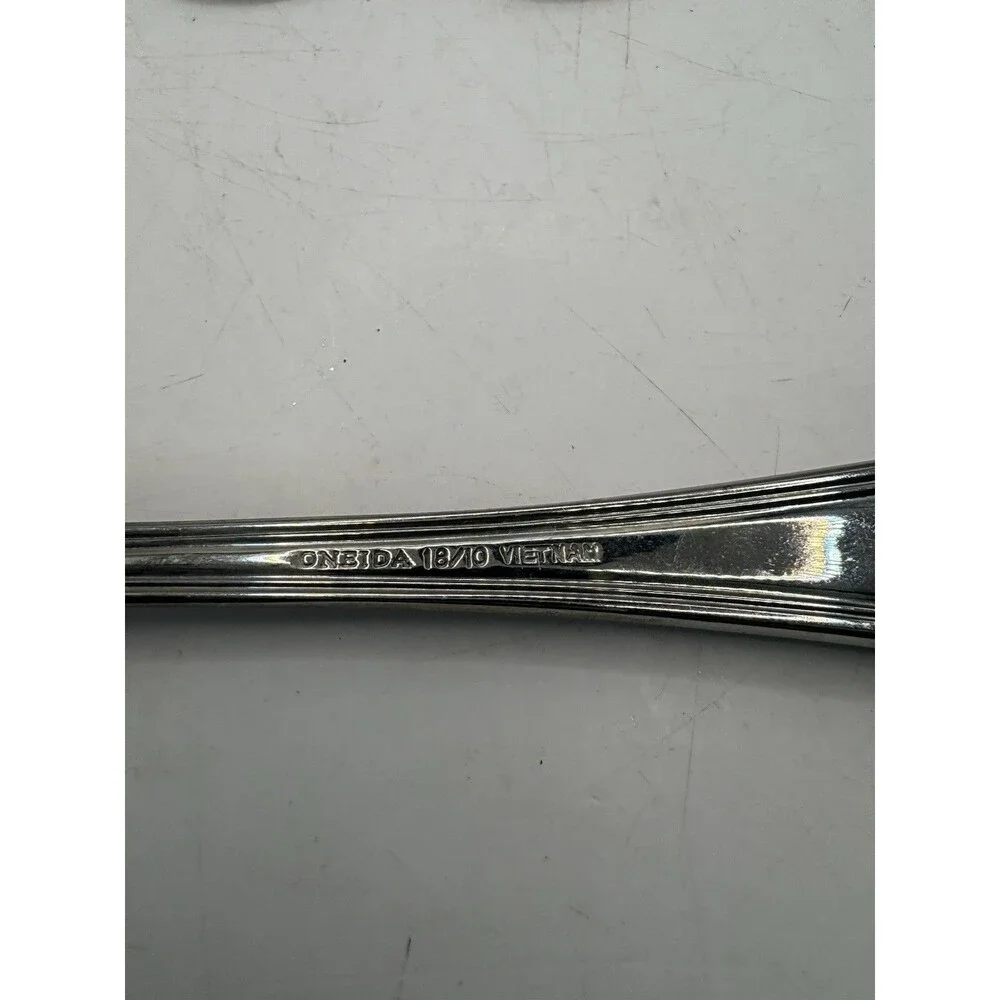Oneida 18/10 Flambe 3 Tablespoons Stainless Flatware 6.5”